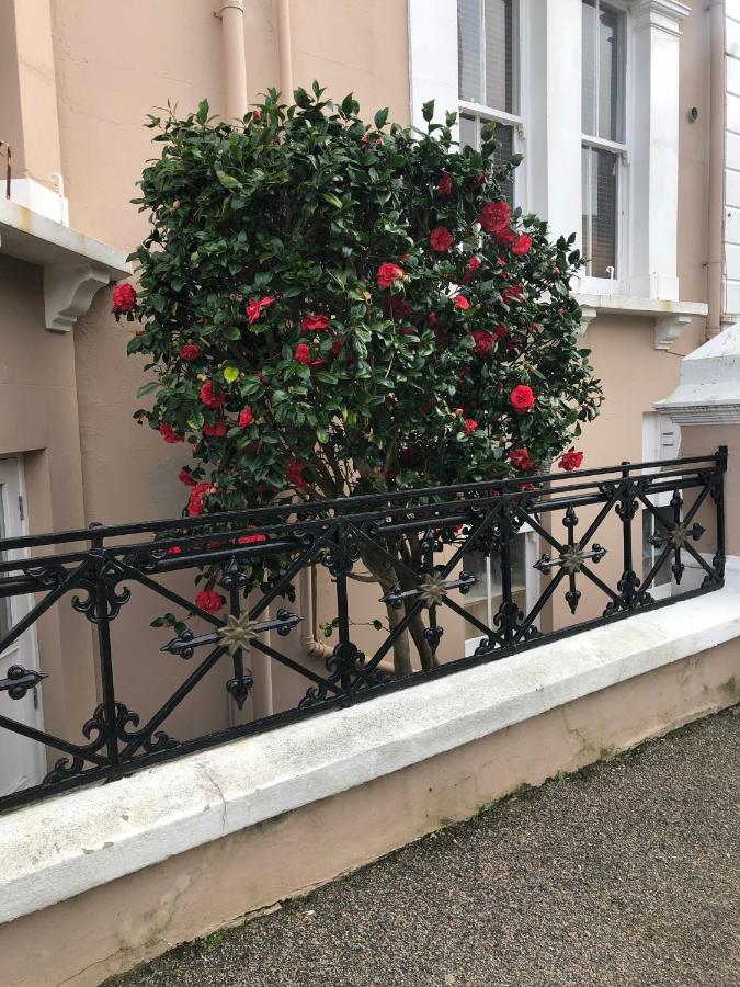 Bed and Breakfast The Mowbray Torneo de Torneo de Eastbourne Exterior foto